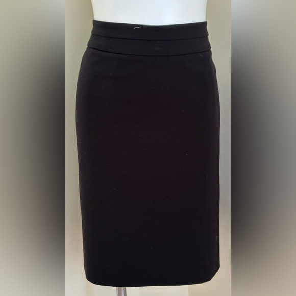 George Black Midi Skirt Closure Zipper In Back Fully Lined Liner Has Rip Sz 16 - Picture 1 of 11